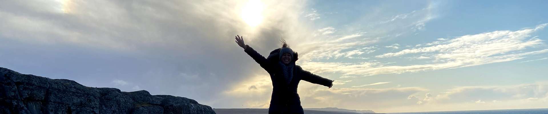 Click to show or hide the buttons